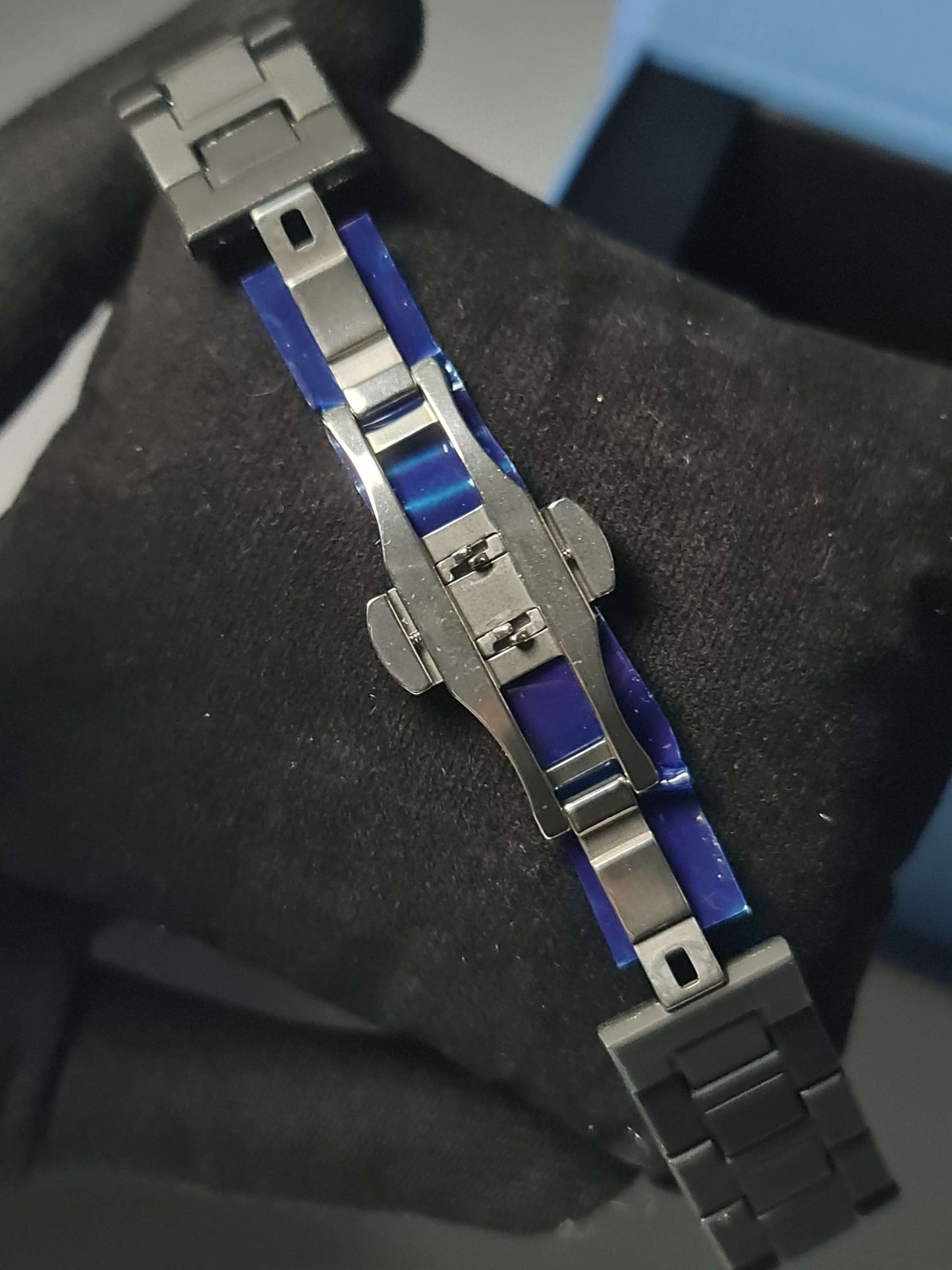 Arabic Aura Watch