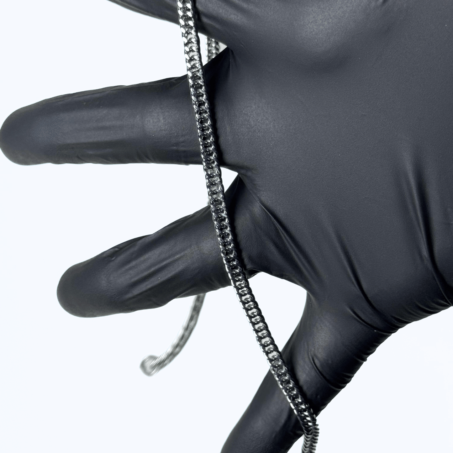 Sleek Stainless Steal Chain For Men/Women