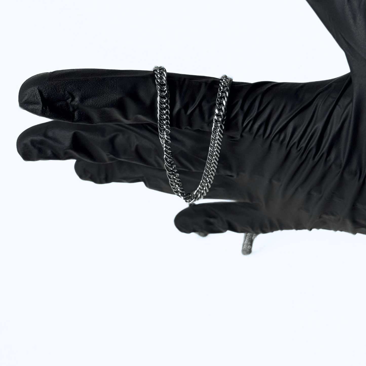 Sleek Stainless Steal Chain For Men/Women