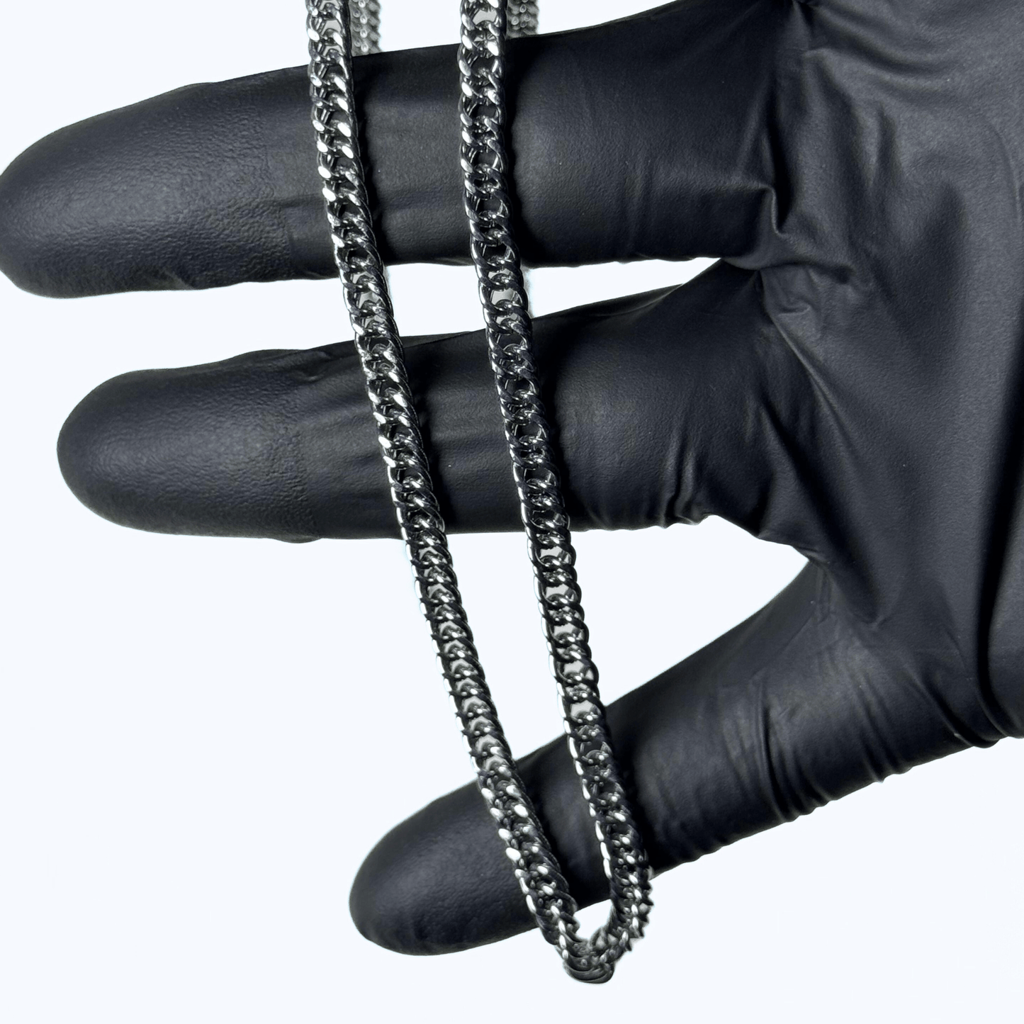 Sleek Stainless Steal Chain For Men/Women