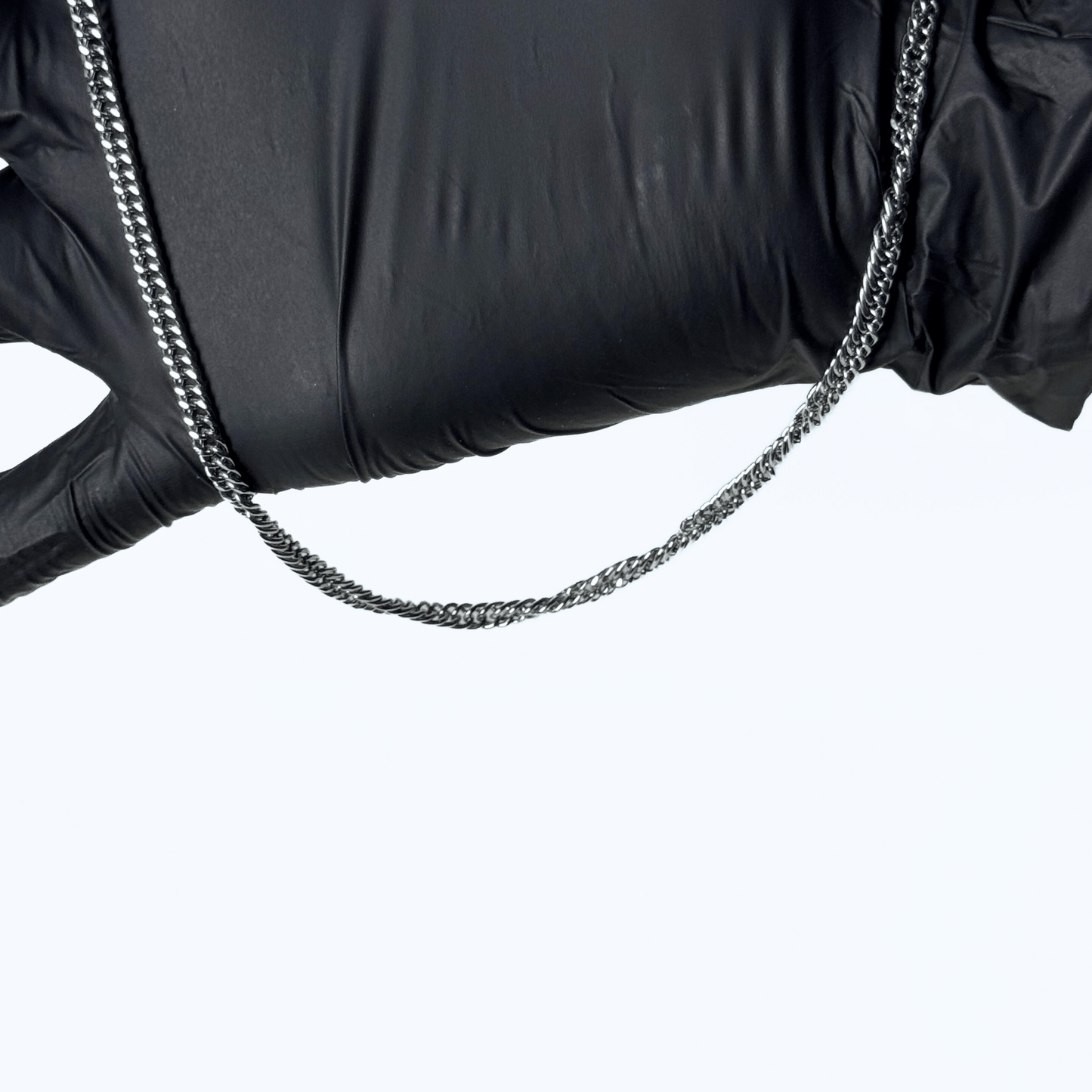 Sleek Stainless Steal Chain For Men/Women