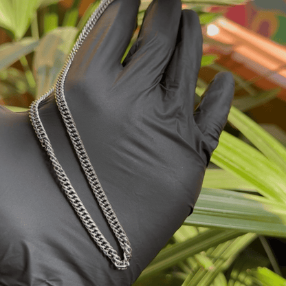 Sleek Stainless Steal Chain For Men/Women