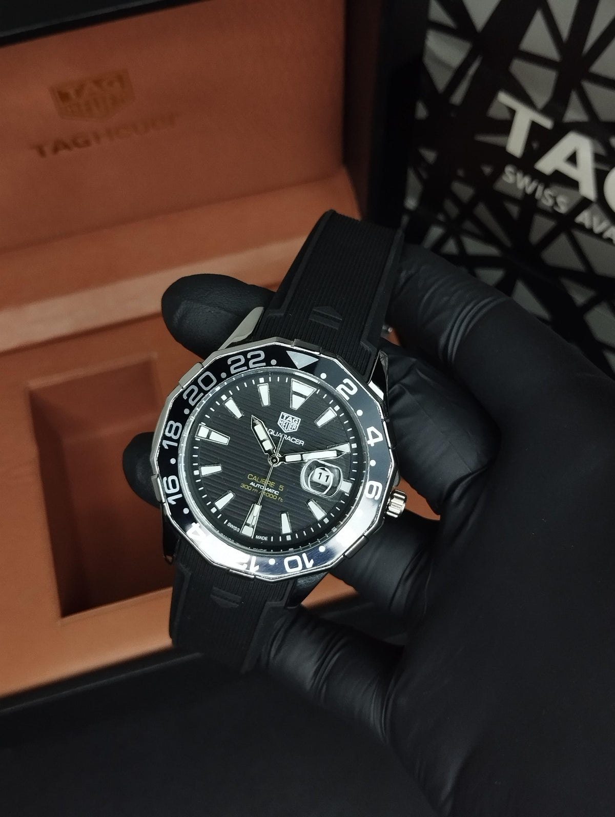 Voyager Silicone Strap Sports Watch